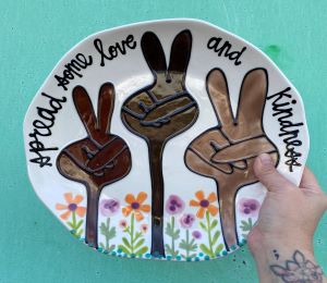 Mesa Color Me Mine Love and Kindness